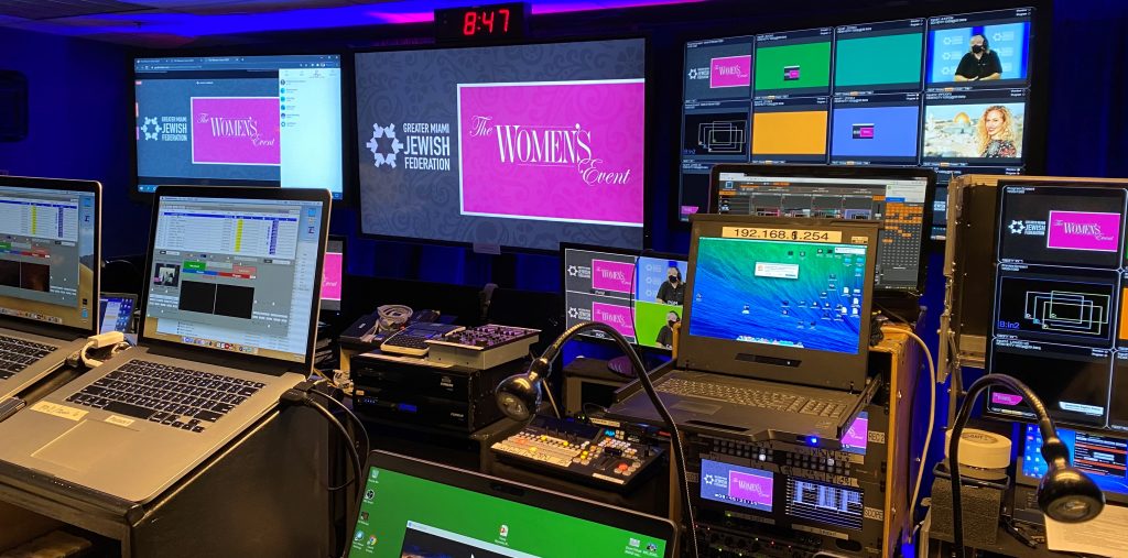 Media Stage room with computers and all the equipment necessary for the event of Miami's Jewish Women