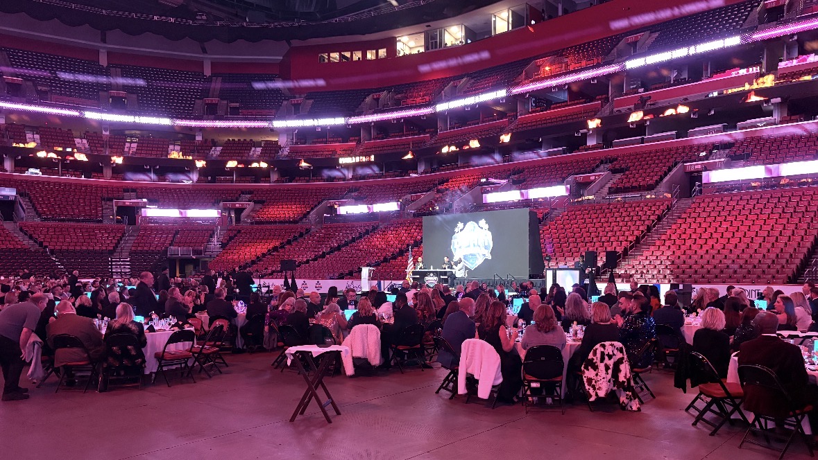 Realtor group hosts “Draft Night” at Panthers’ arena
